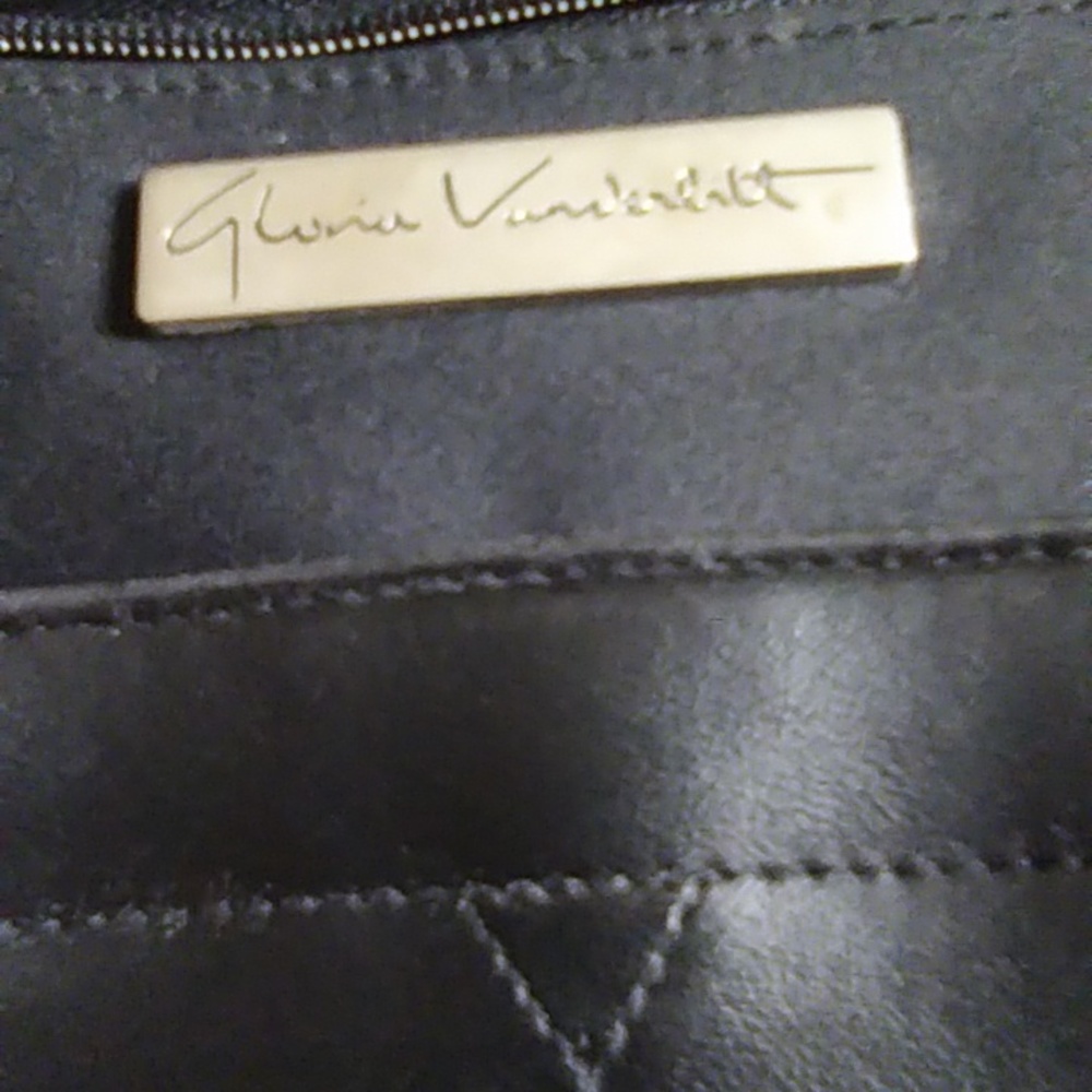 Ladies Gloria Vanderbilt Shoulder Strap Handbag